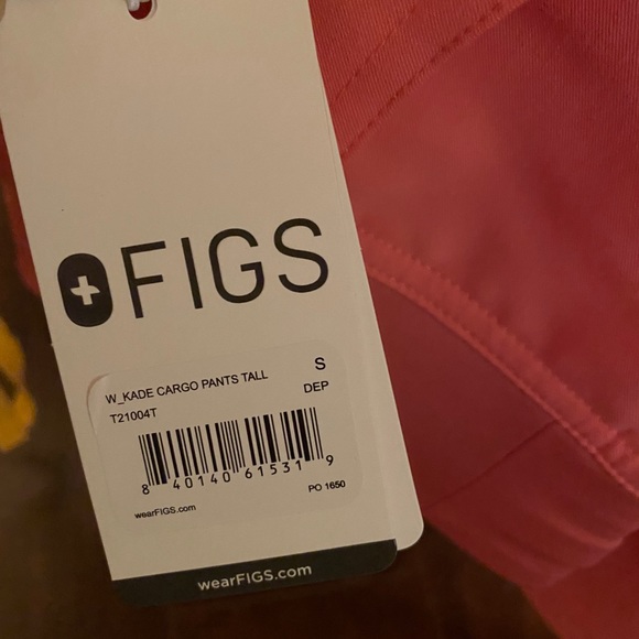 Figs Scrubs Set (Small) Neon Pink —SOLD - Picture 6 of 6